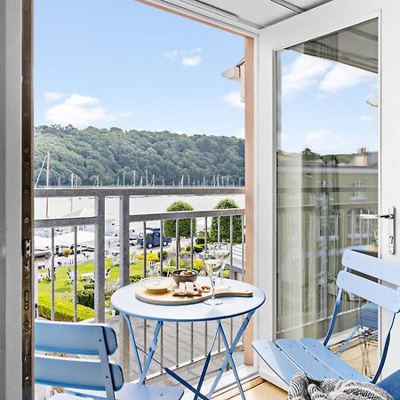 Dart Marina - Luxury Apartment On Marina Дартмут Екстериор снимка