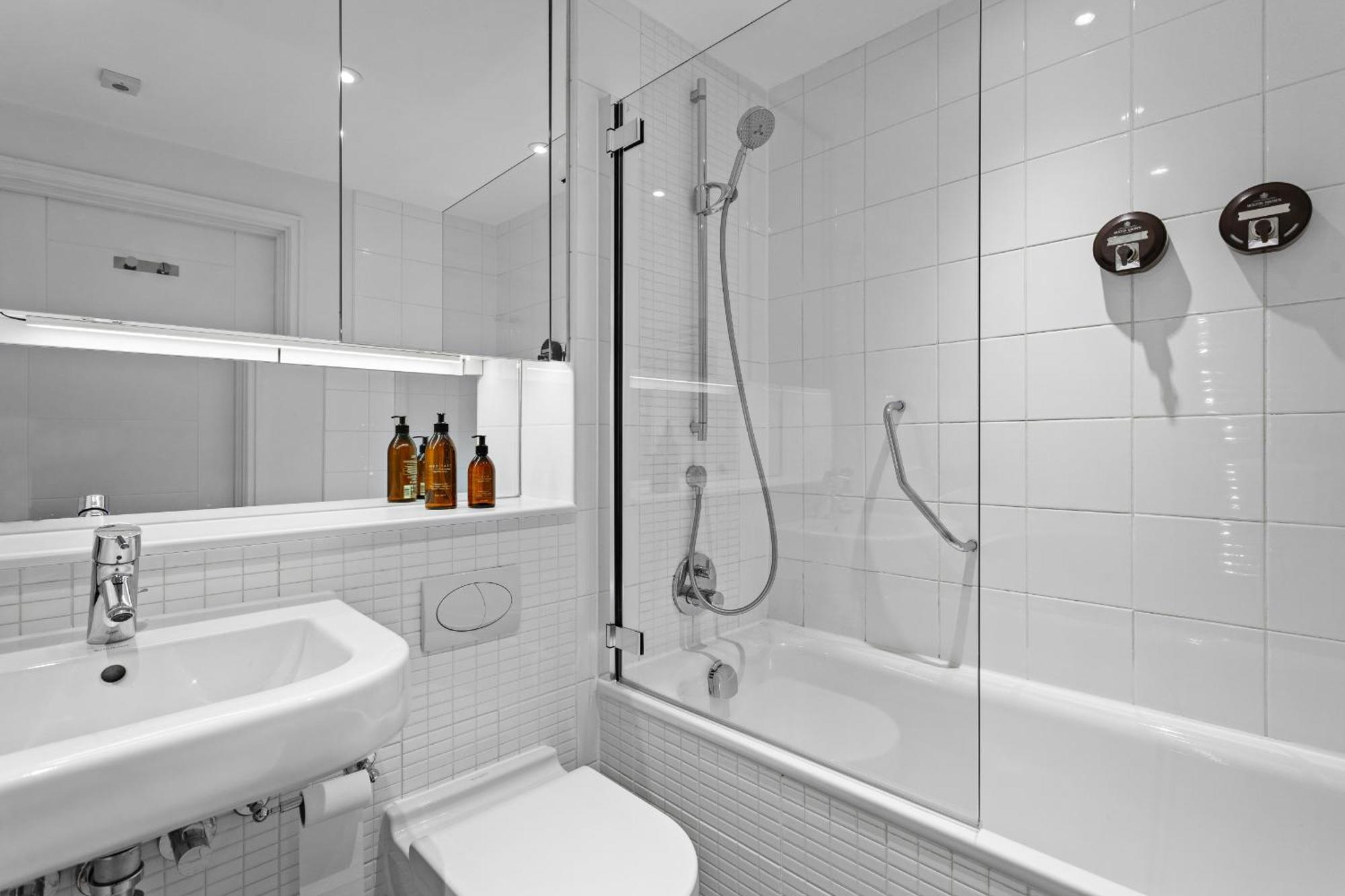 Dart Marina - Luxury Apartment On Marina Дартмут Екстериор снимка