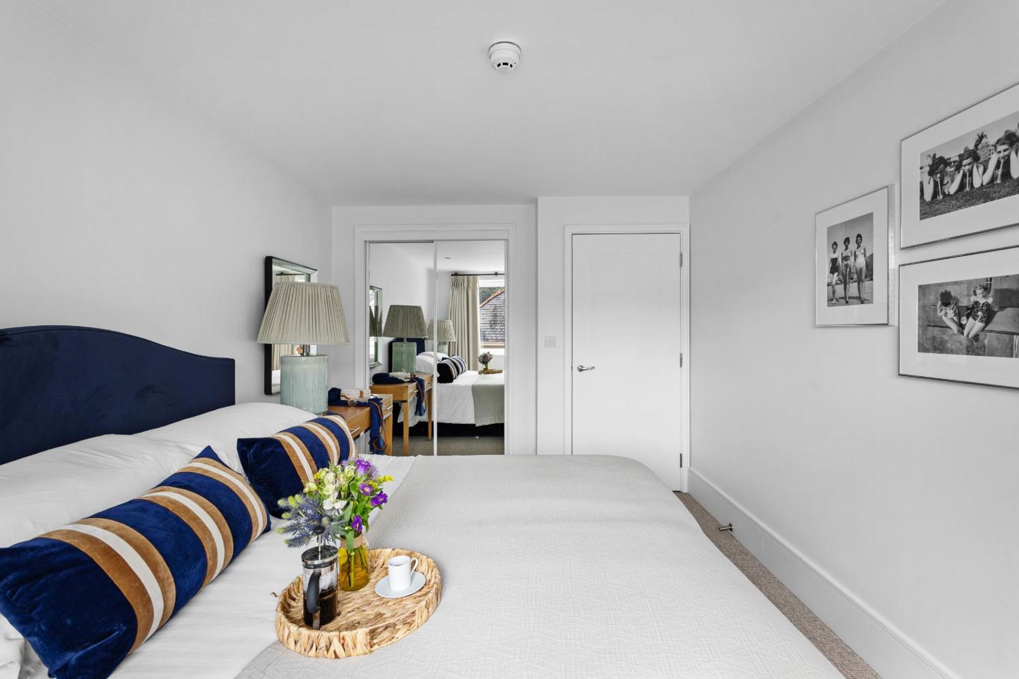 Dart Marina - Luxury Apartment On Marina Дартмут Екстериор снимка