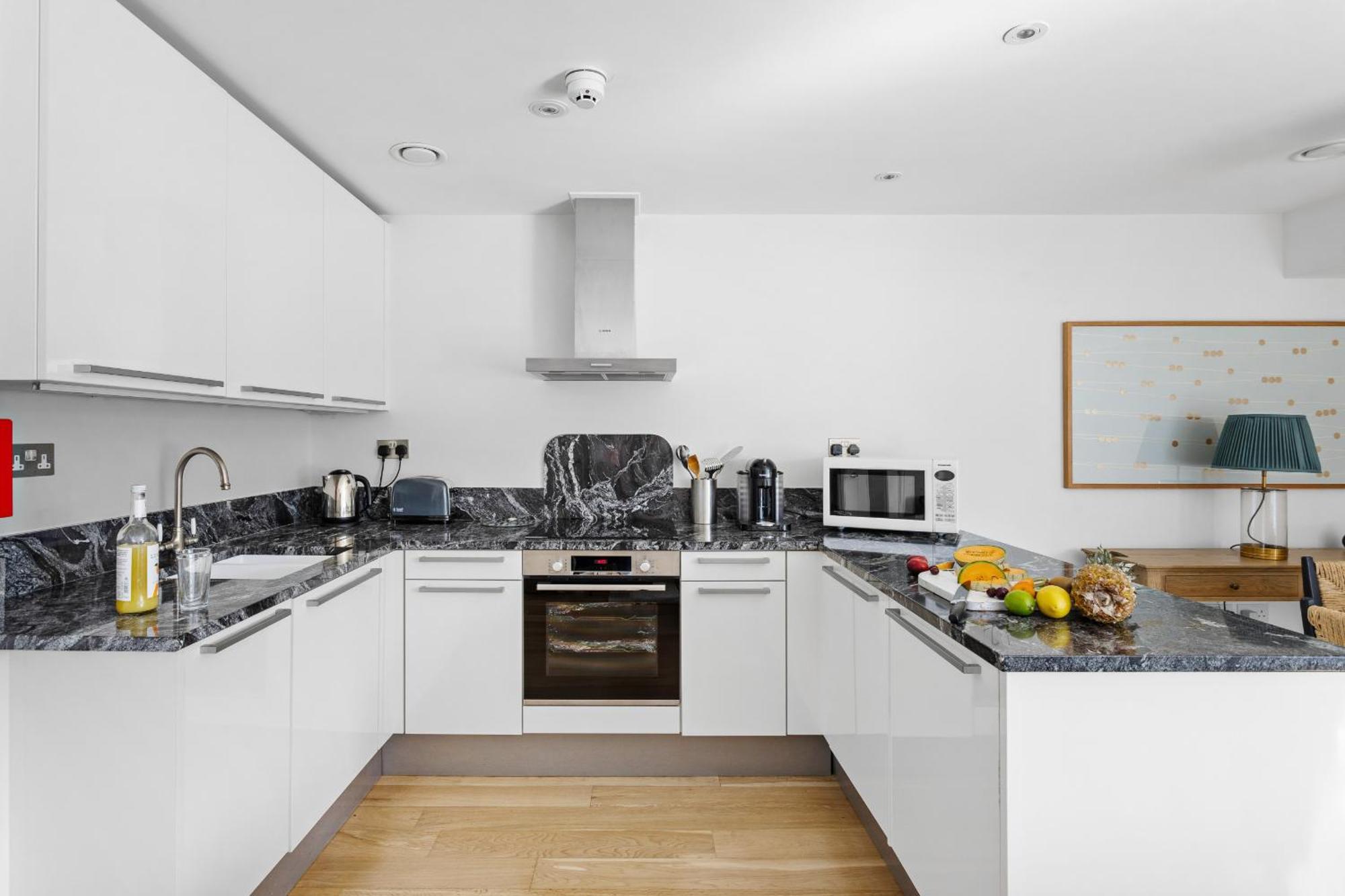Dart Marina - Luxury Apartment On Marina Дартмут Екстериор снимка